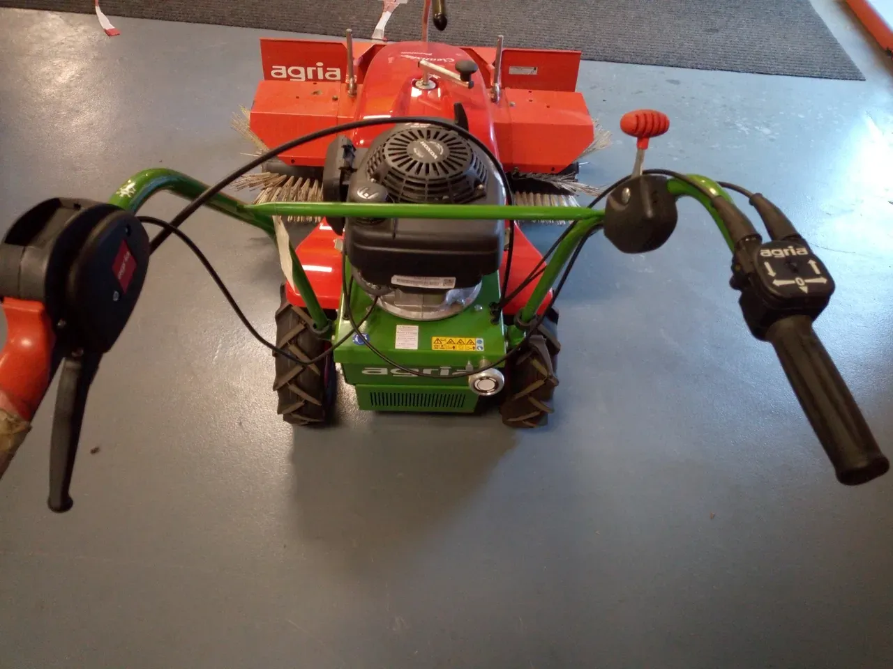 Balayeuse AGRIA 7100 Cleanstar, photo 2
